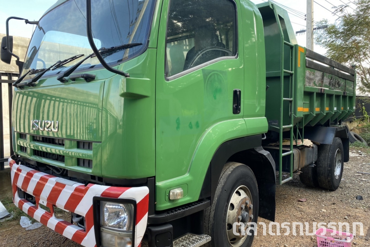 ISUZU -  