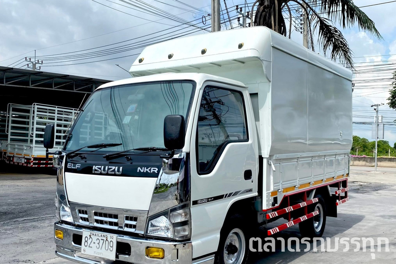 ISUZU - NKR 