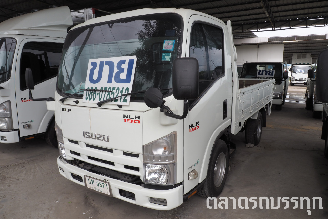 ISUZU - NLR85E 