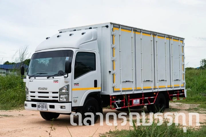 ISUZU - NQR 
