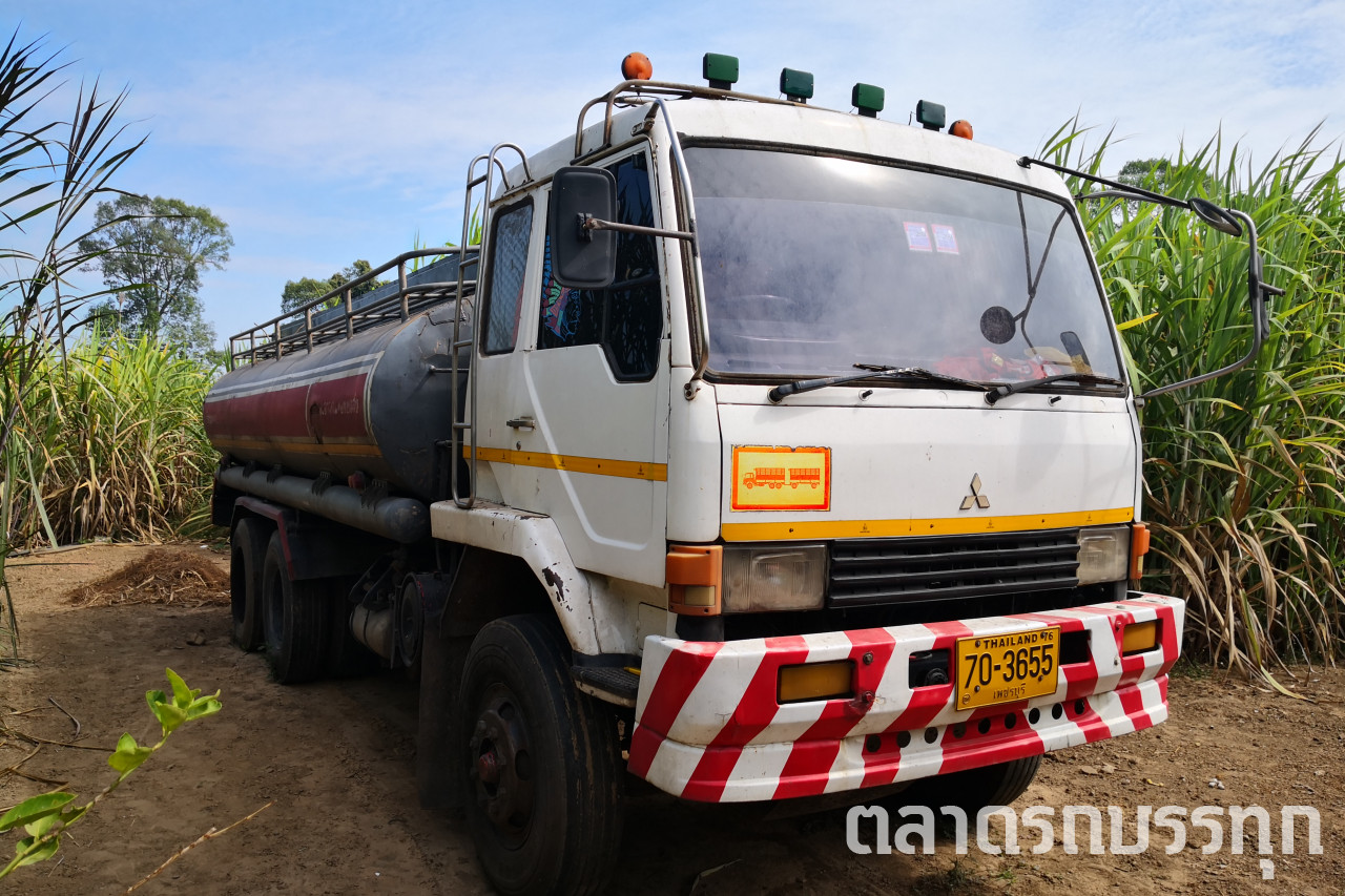 MITSUBISHI FUSO - 527 