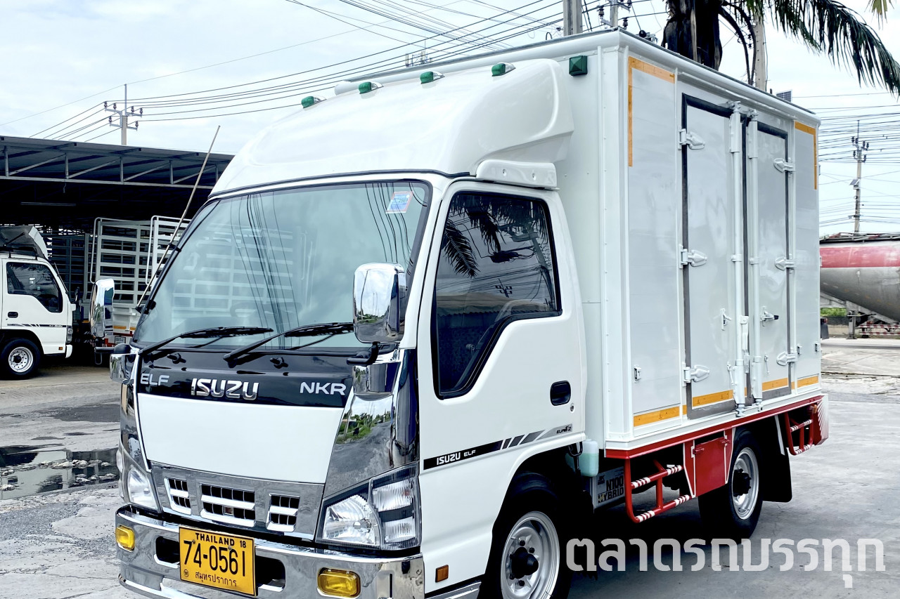 ISUZU - NKR 