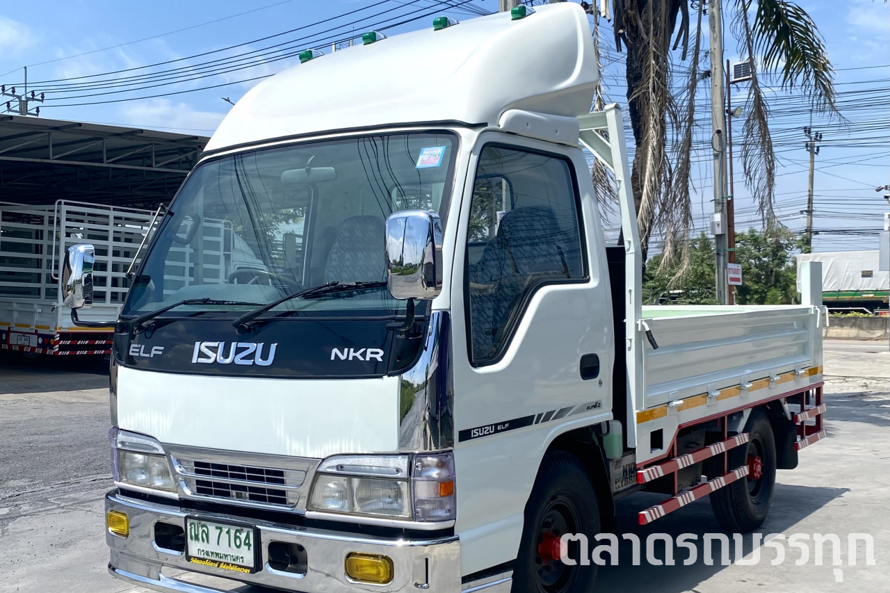 ISUZU - NKR 